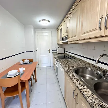 Apartamento 3 Dormitorios En Centro De Con Parking Privado Apartamento