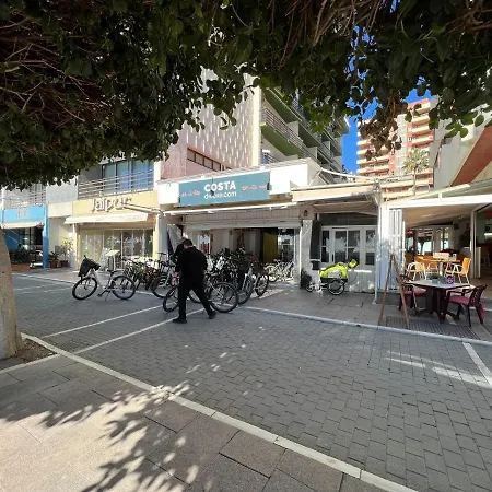 Apartamento 3 Dormitorios En Centro De Con Parking Privado Apartamento Marbella