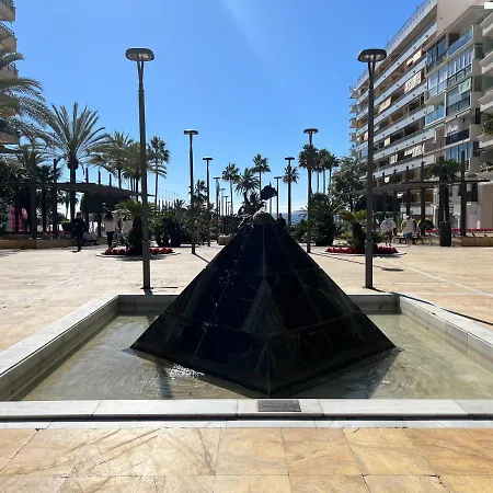 Apartamento 3 Dormitorios En Centro De Con Parking Privado
